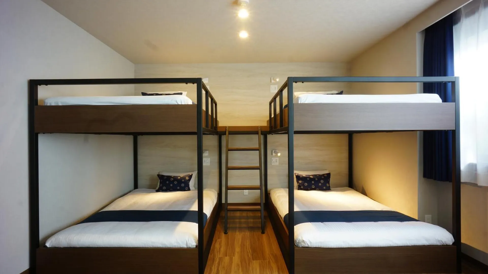 Rona Hotel Tōkyō